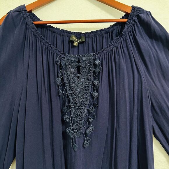 Melissa Paige Woman Top 1X Navy Cold Shoulder Cut Out Lace Feminine Comfy Fairy - Picture 9 of 16